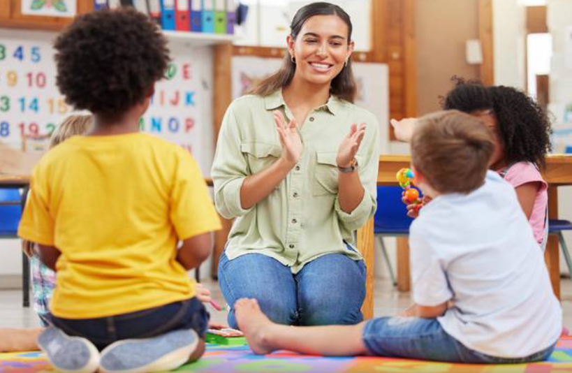 Curso de Psicopedagogia online com certificado: fundamentos, clínica e educação inclusiva em 60h